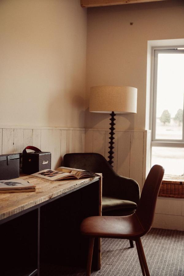 The Lakeview Classic,1303886557:JPEG